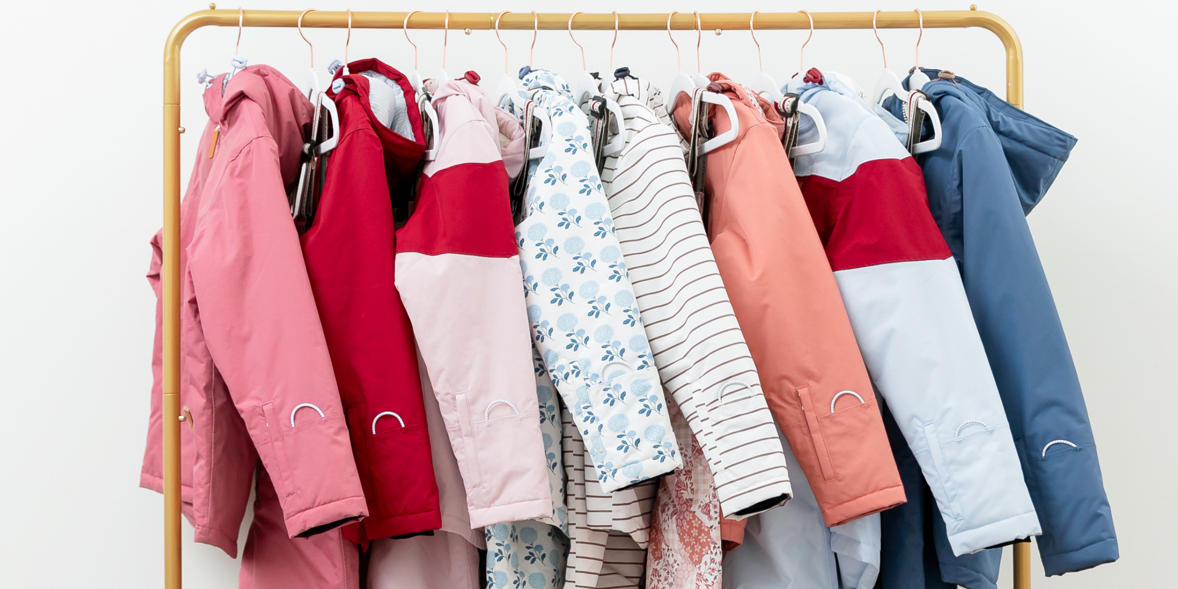 What to Pack in a Kids Ski Bag