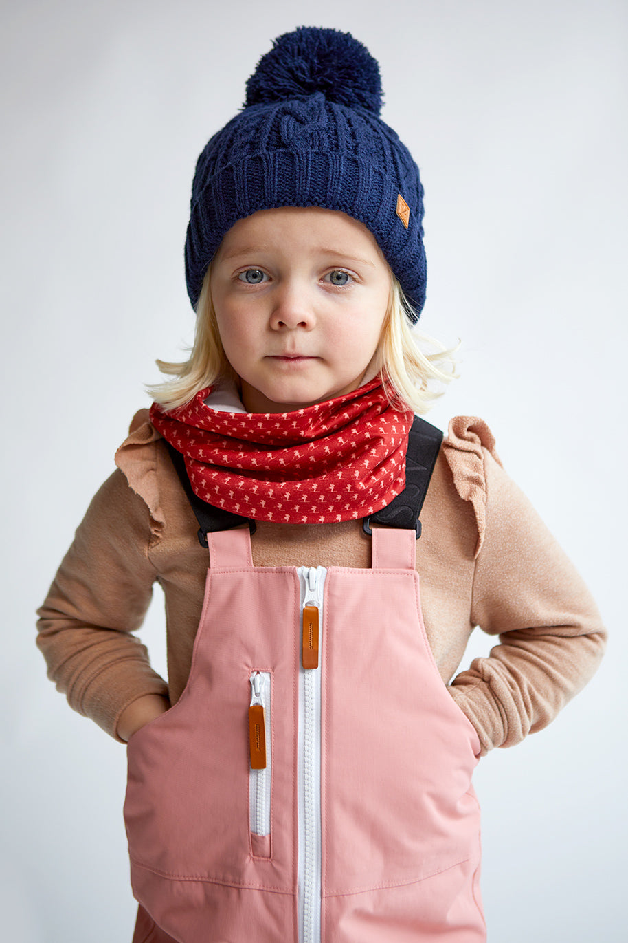 Classic Cable Knit Pom Pom Hat in Navy