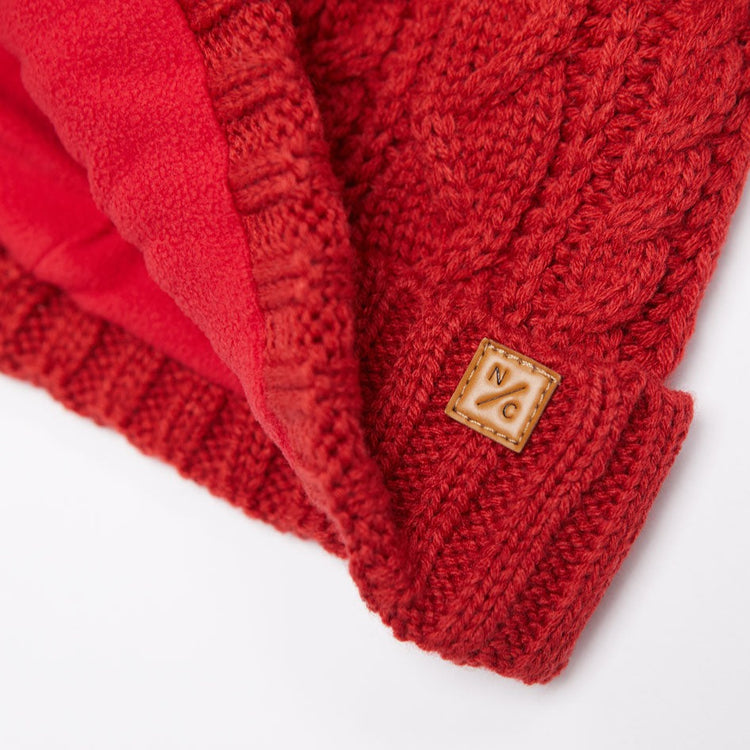 Classic Cable Knit Pom Pom Hat in Red