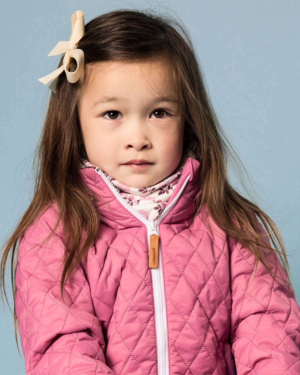 Kids and women's pink floral hydrangea fleece neck warmer for boys and girls, made with soft, breathable fabric to keep necks warm during outdoor play, skiing, and winter snow activities