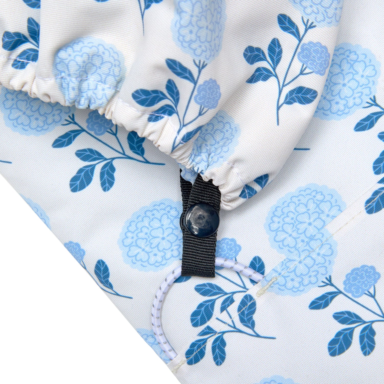 Kids blue floral mittens for boys and girls, featuring warm insulation, soft fleece lining, and waterproof exterior, designed for skiing and winter snow sports to keep hands warm in cold weather