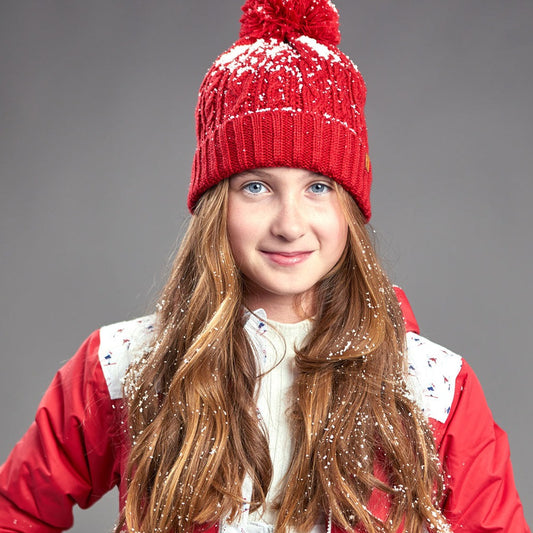 Classic Cable Knit Pom Pom Hat in Red